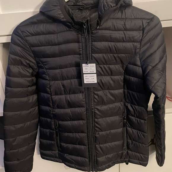 Winter Women Thin Padded Jacket Coat Lady Short Parka Outdoor - Picture 2 of 7